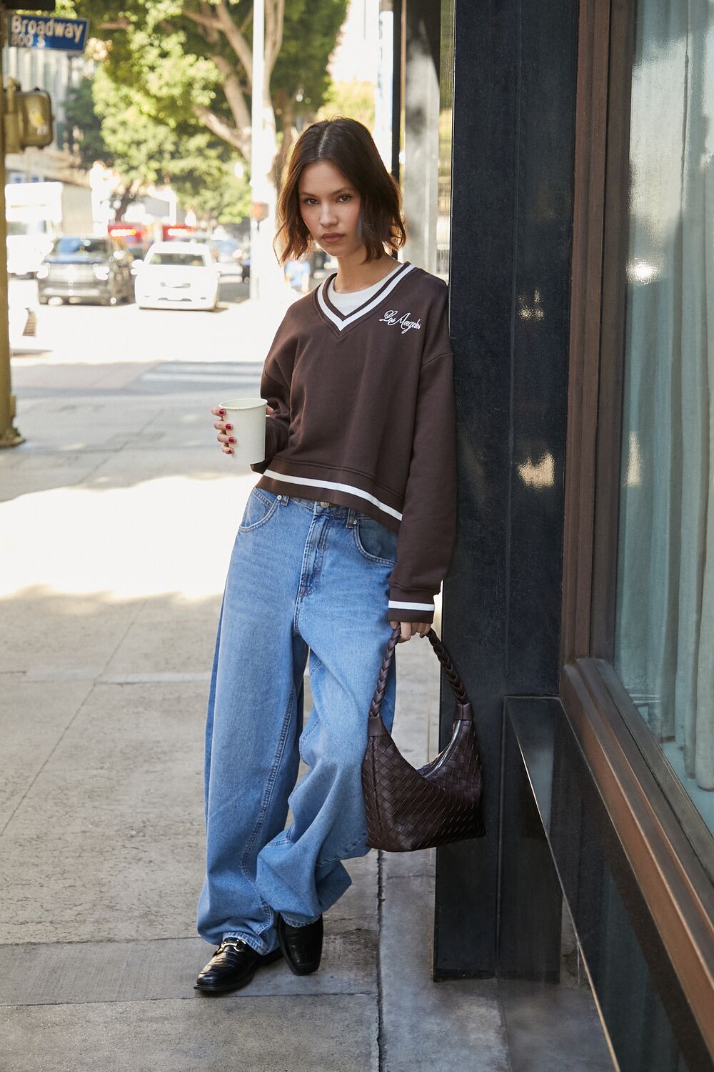Baggy Low-Rise Jeans