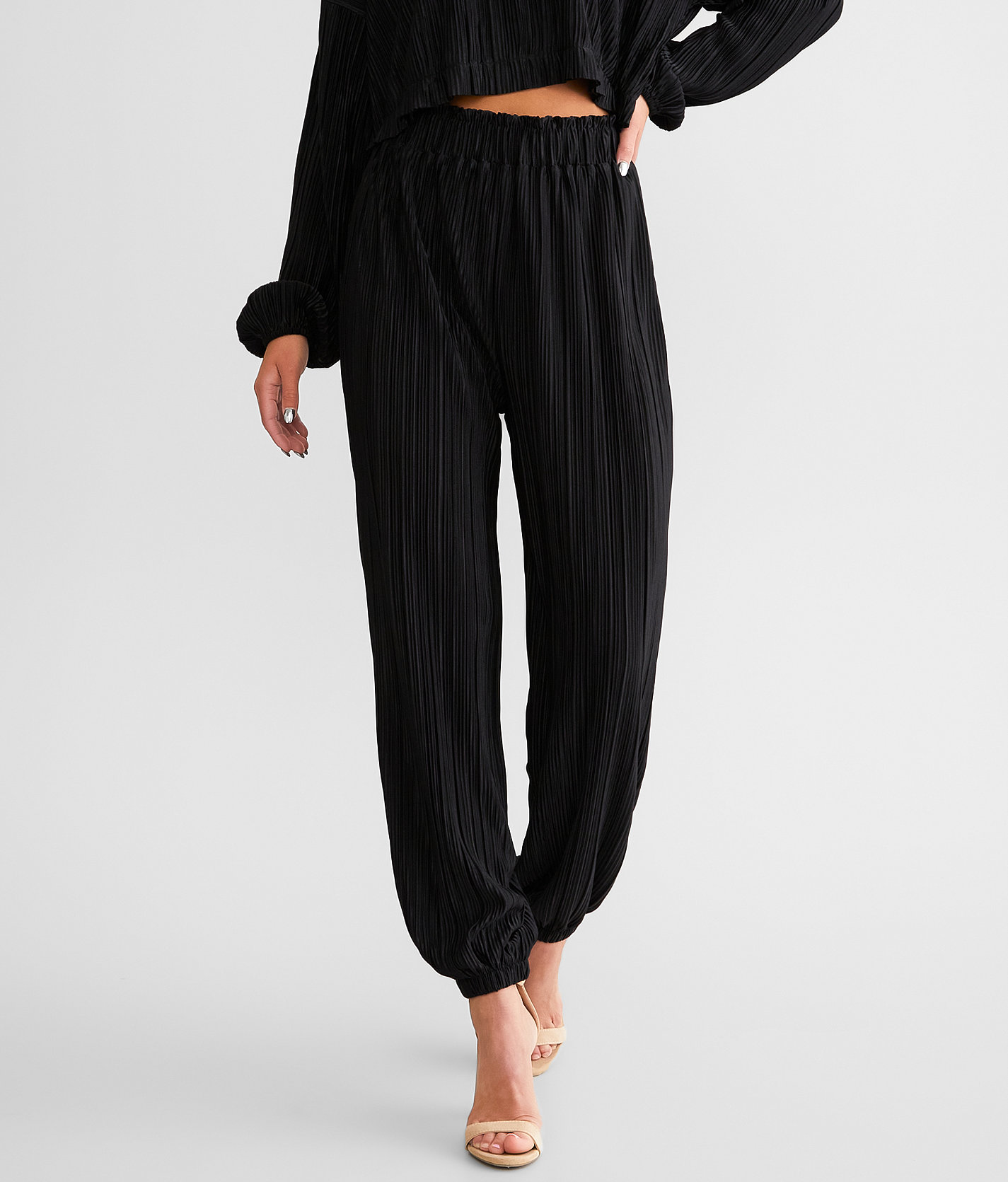 red by BKE Pleated Satin Paperbag Jogger - Women's Pants in Black