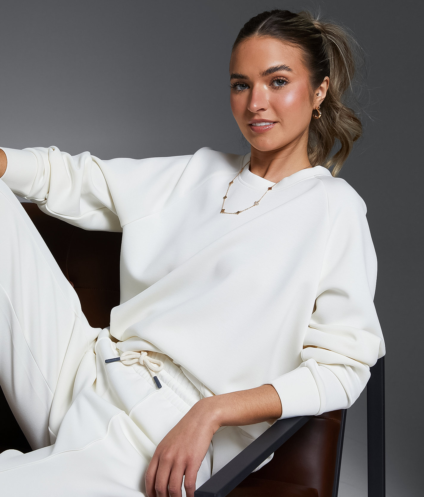 Buckle Black Alpine Pullover - Women's Sweatshirts in Cannoli Cream