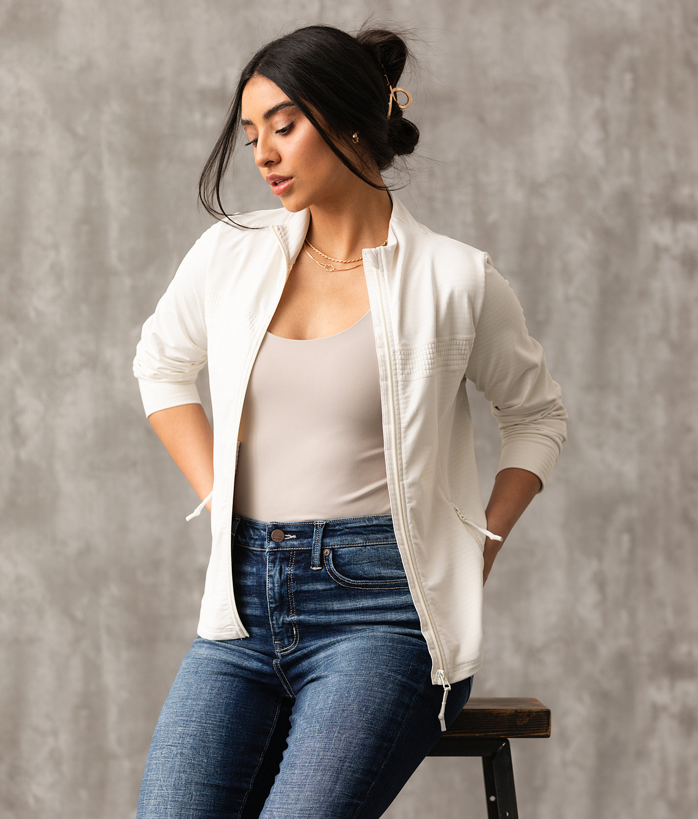 Buckle Black Fitted Active Jacket - Women's Activewear in Cannoli Cream