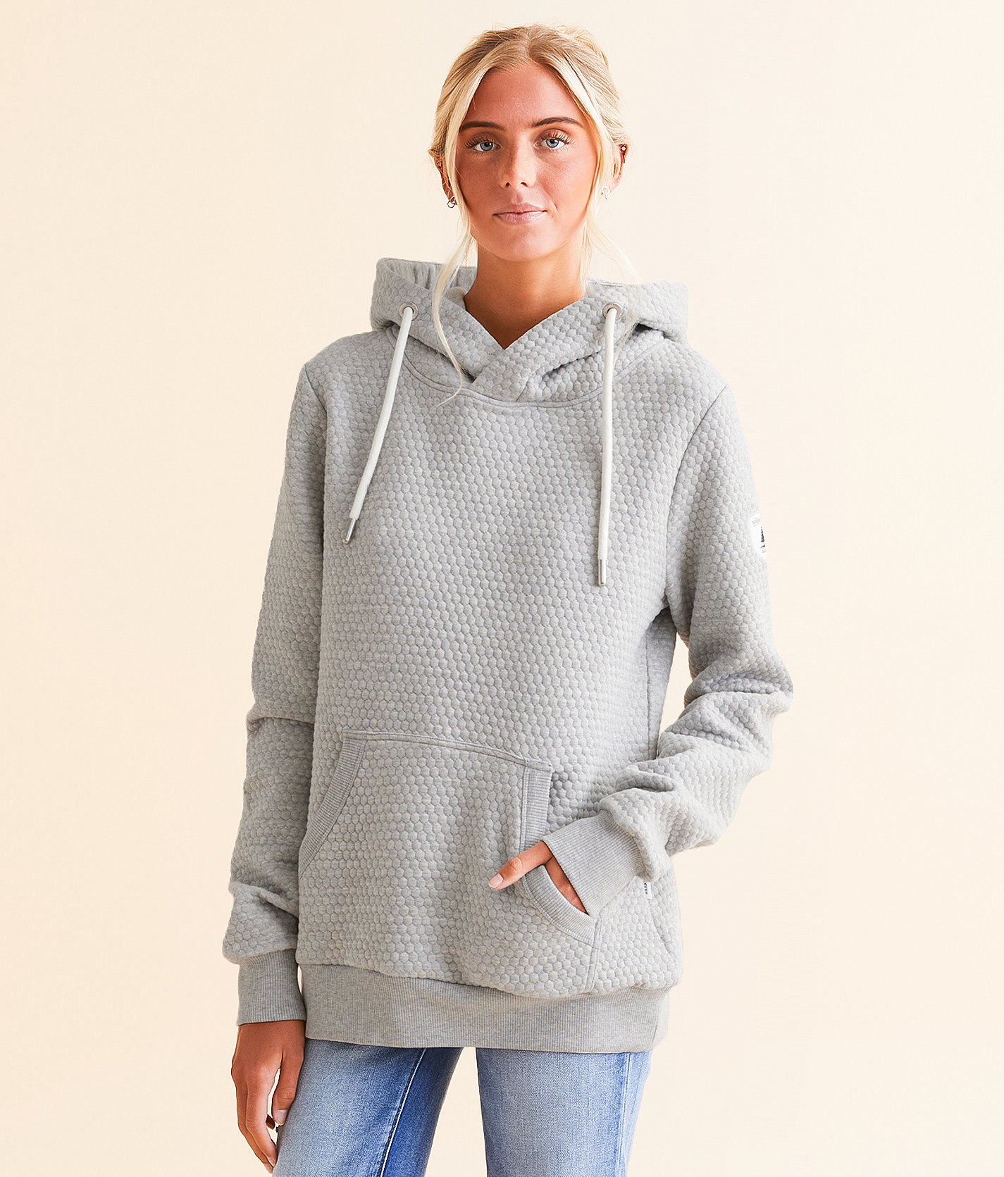 Wanakome Pixa Textured Hooded Sweatshirt - Women's Sweatshirts in Light Heather Grey