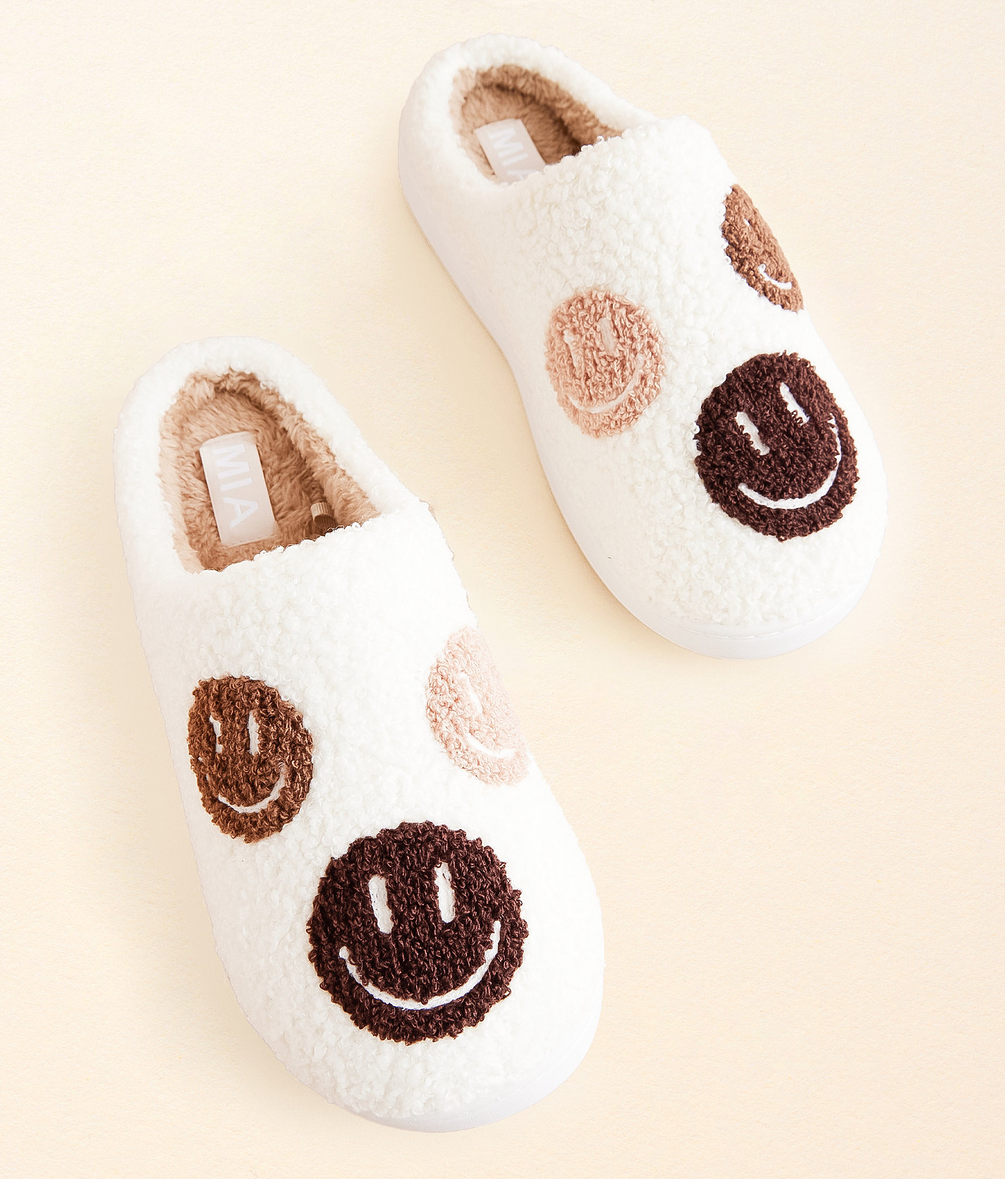 Mia Cozi Smiley Slipper - Women's Shoes in Tan Smile Multi