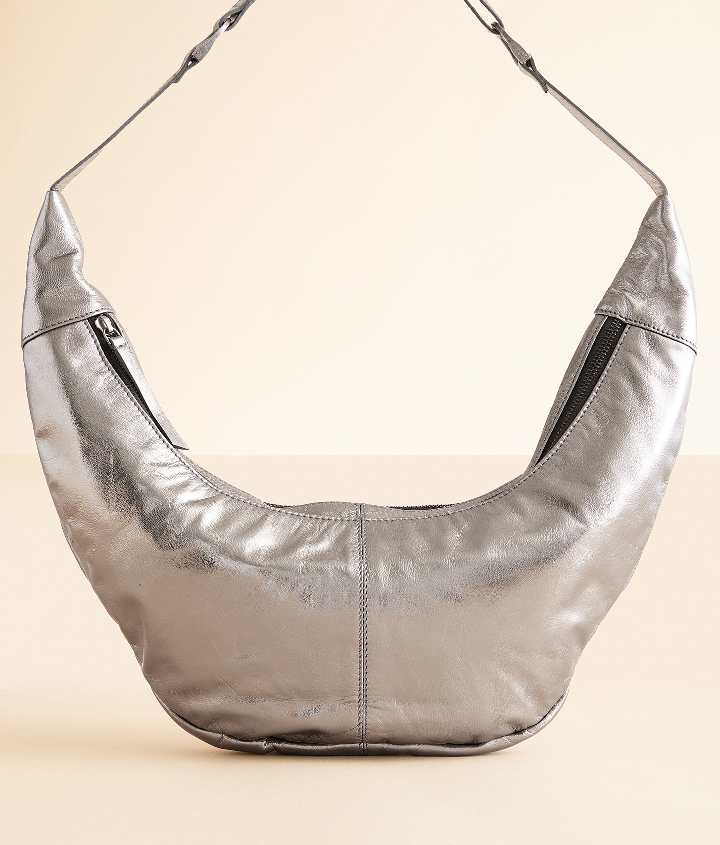 Free People Idle Hands Leather Sling - Women's Bags & Wallets in Pewter