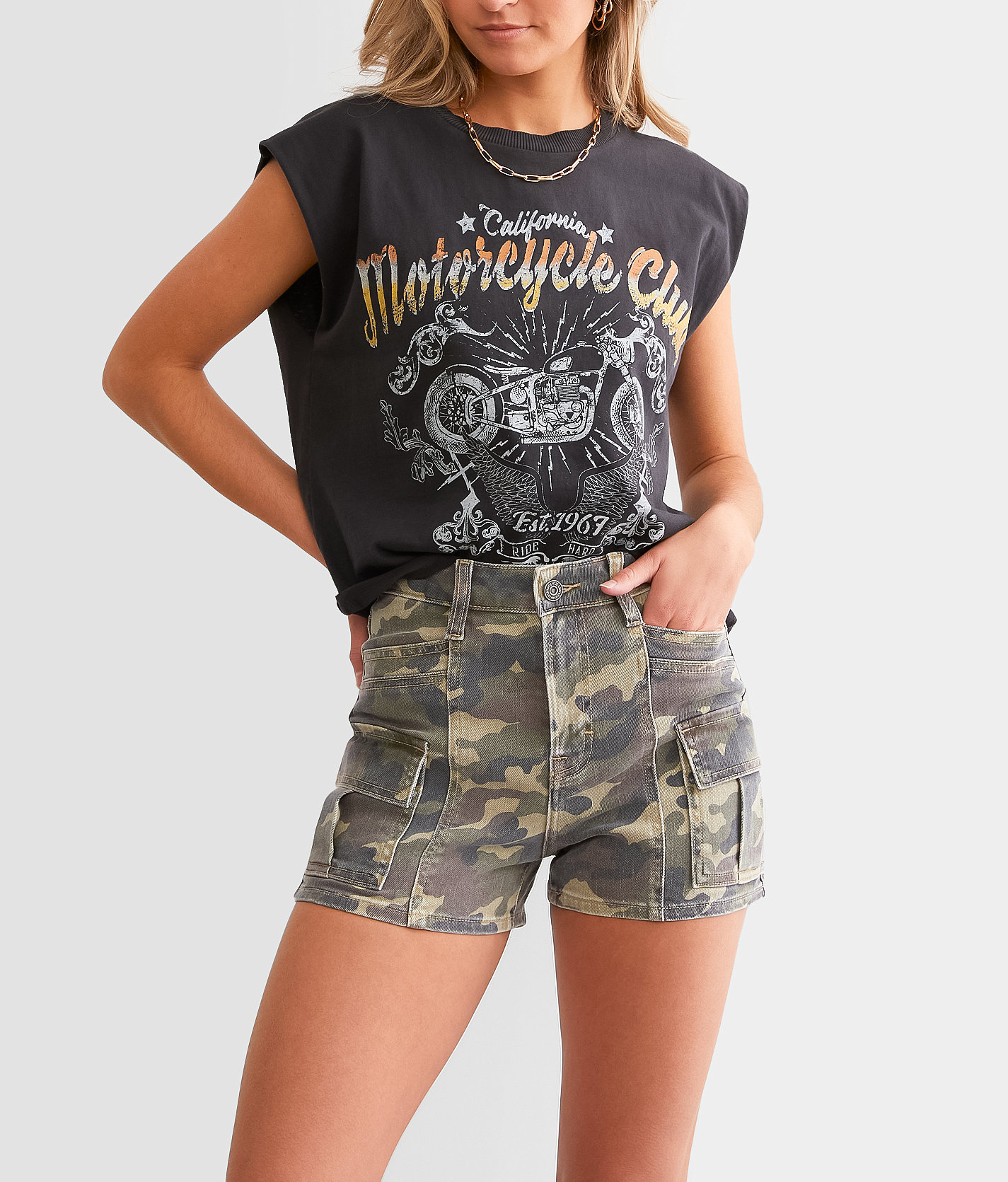 HIDDEN Finn Stretch Cargo Short - Women's Shorts in Camo