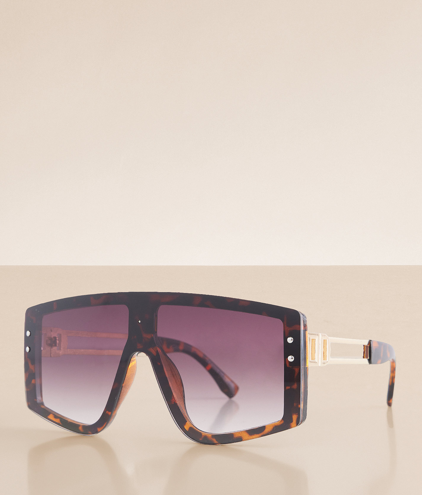 BKE Tort Shield Sunglasses - Women's Sunglasses & Glasses in Black Tortoise