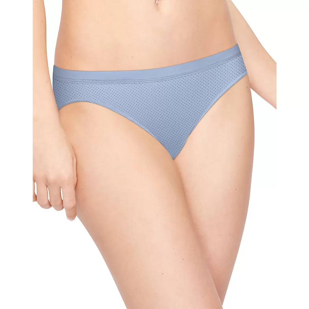 Hanes Womens Ultra Light Bikini 4-Pack
