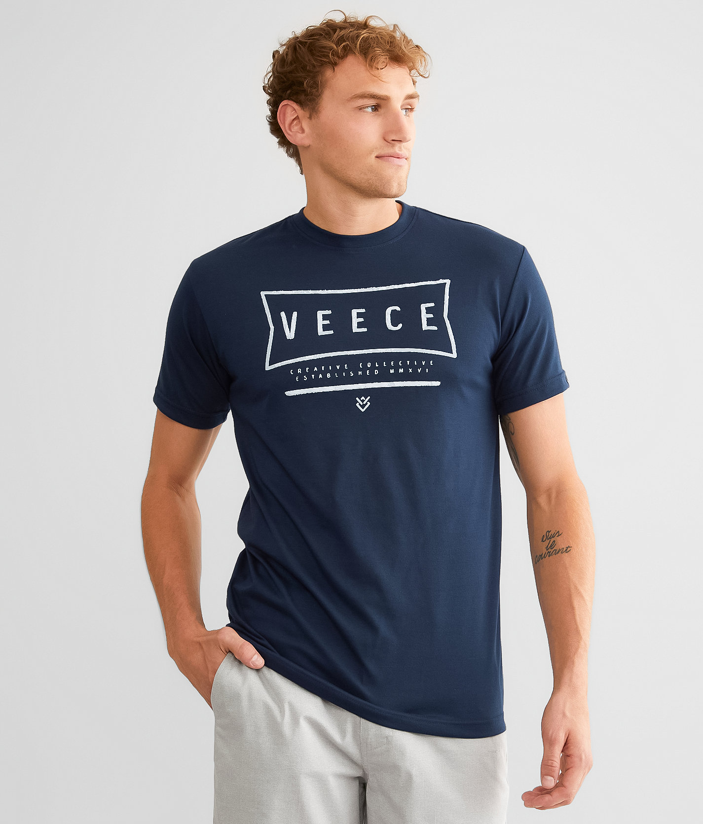 Veece Biennial T-Shirt - Men's T-Shirts in Dark Navy Heather