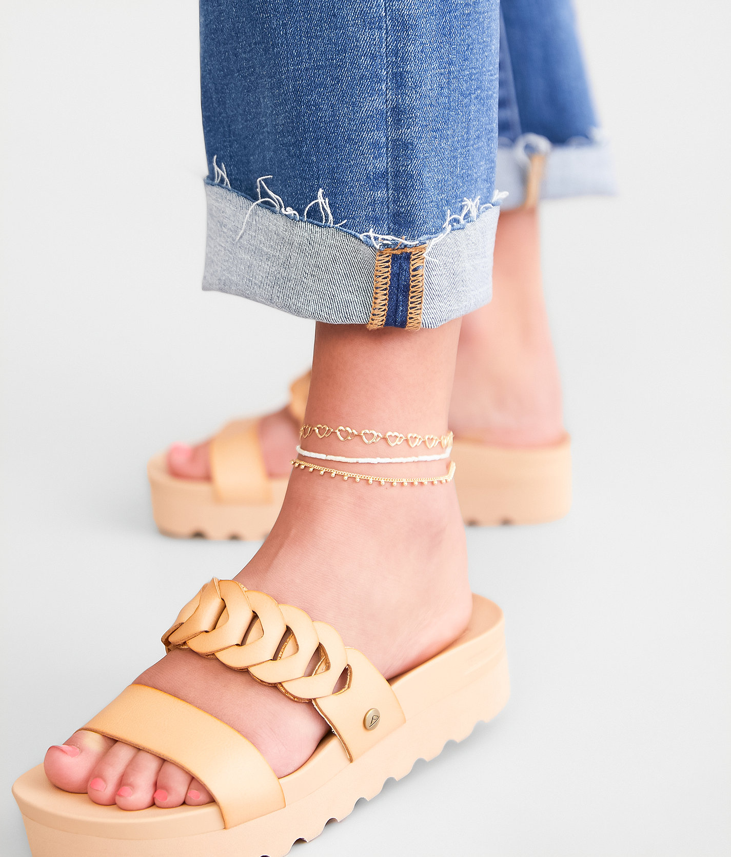 boutique by BKE 3 Pack Heart Ankle Bracelet Set - Women's Jewelry in Gold