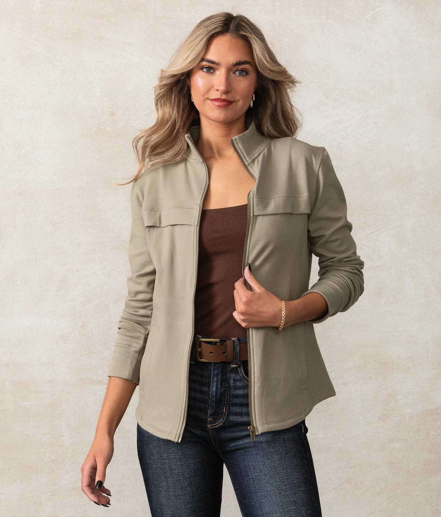 Buckle Black Sierra Shirt - Women's Activewear in Vetiver