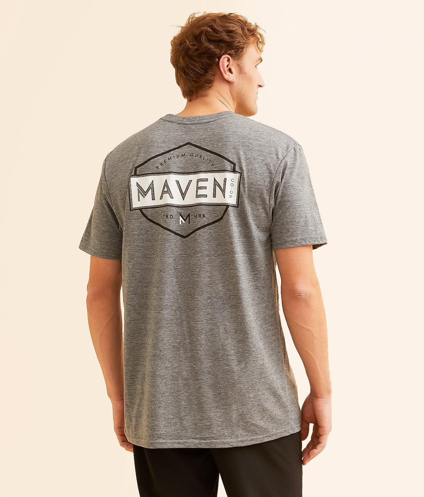 Maven Co-op Shield T-Shirt - Men's T-Shirts in Charcoal