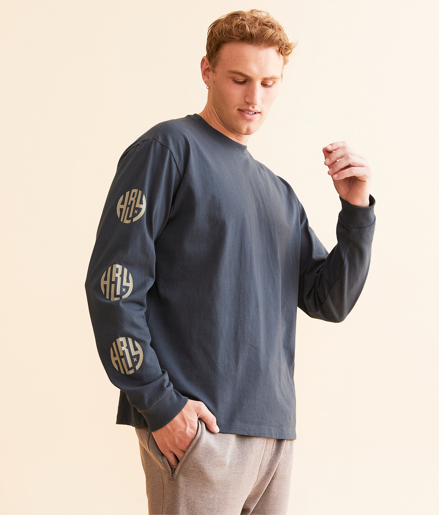 Hurley Bulit T-Shirt - Men's T-Shirts in Iron Ore