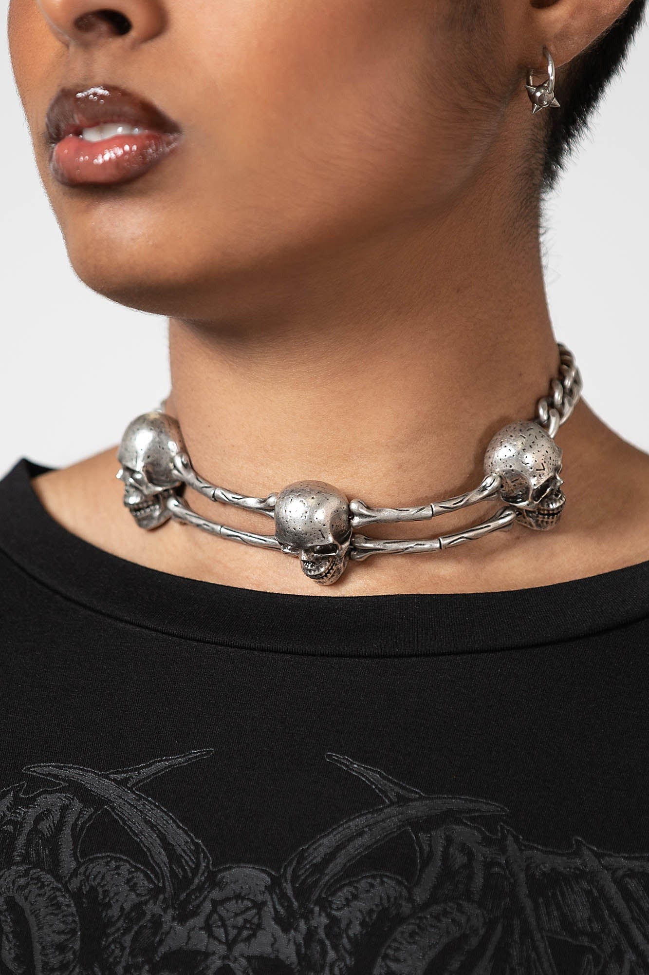 Naven Choker