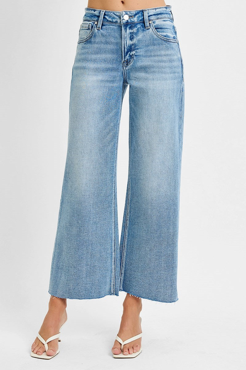 Risen Wide Leg-Cut Hem Jeans