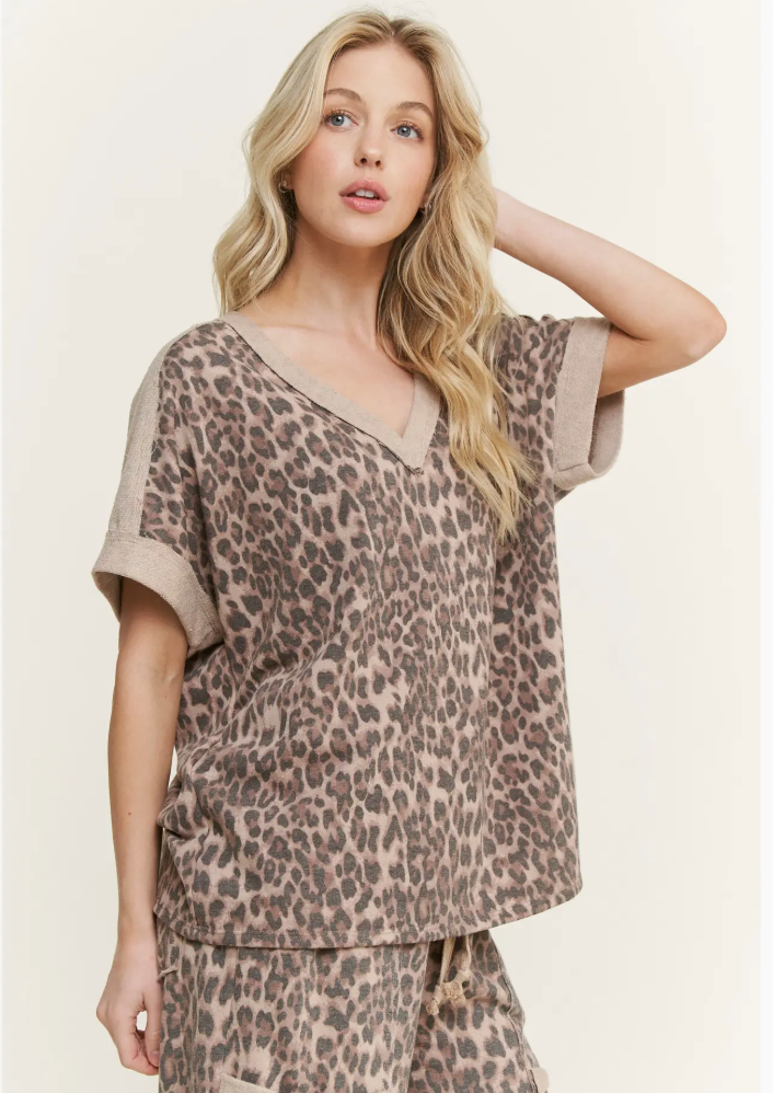 Leopard Short Sleeve Sweat Top