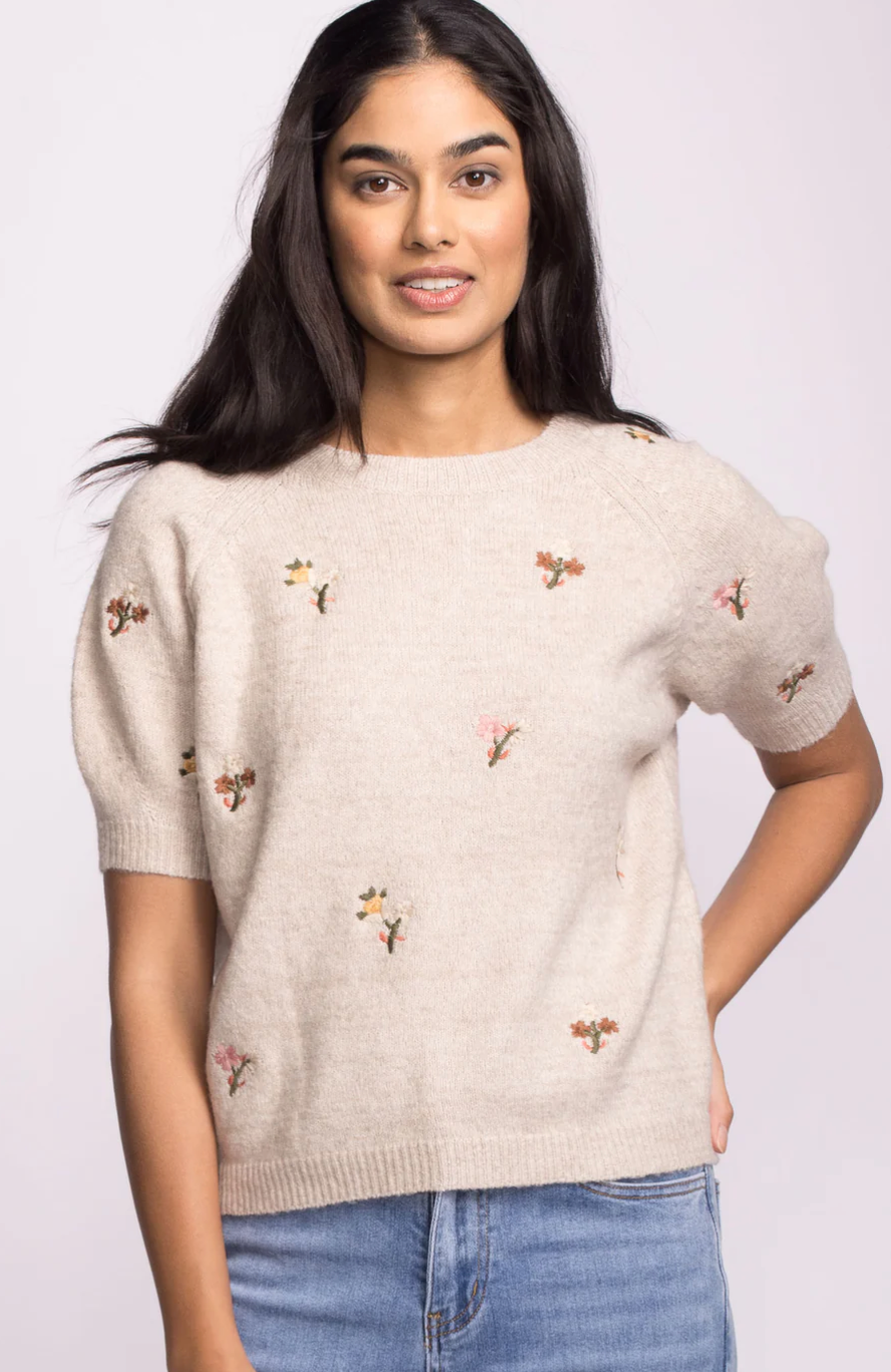 Floral Embroidery Short Sleeve Sweater