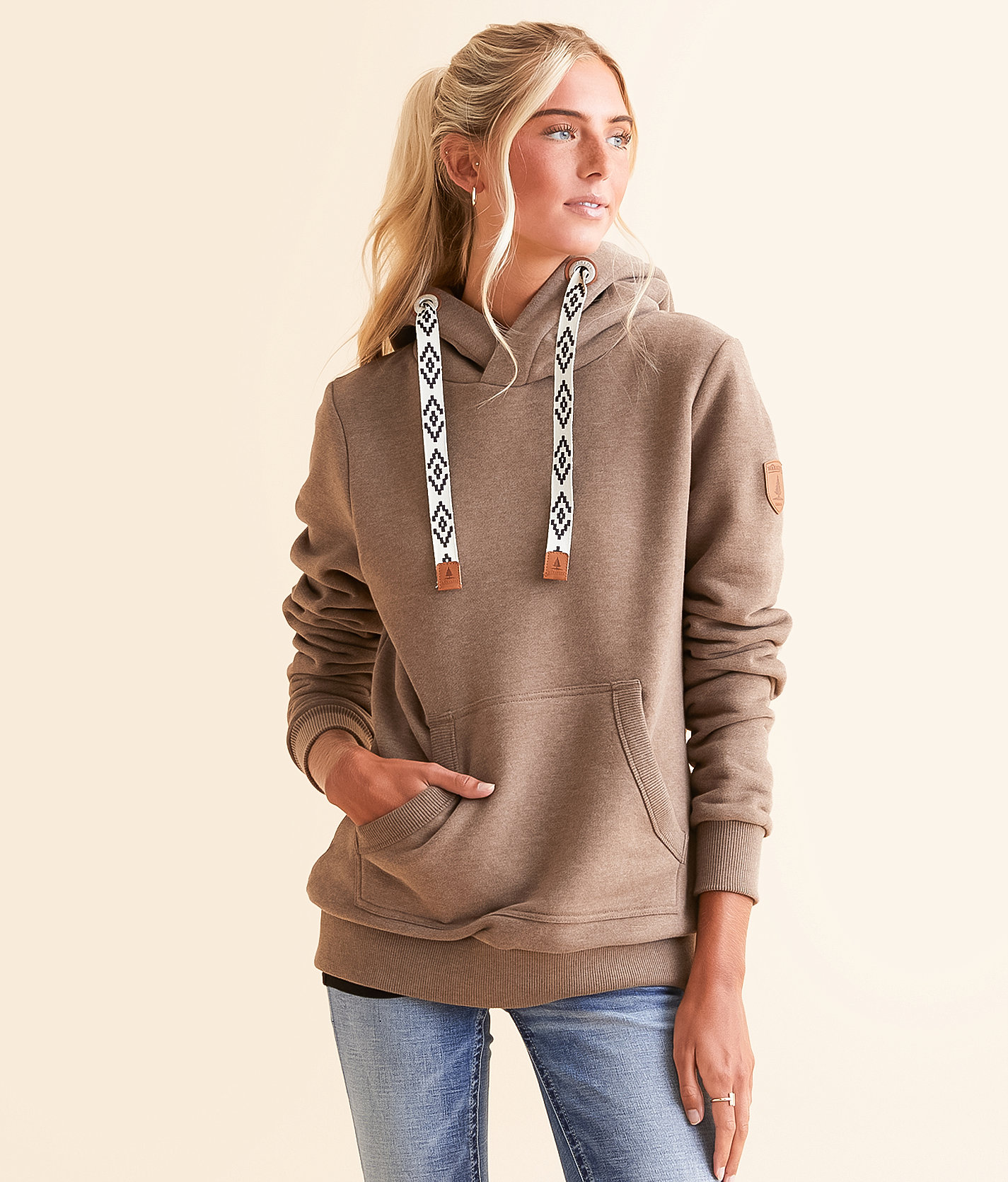 Wanakome Ikatt Hooded Sweatshirt - Women's Sweatshirts in Bark