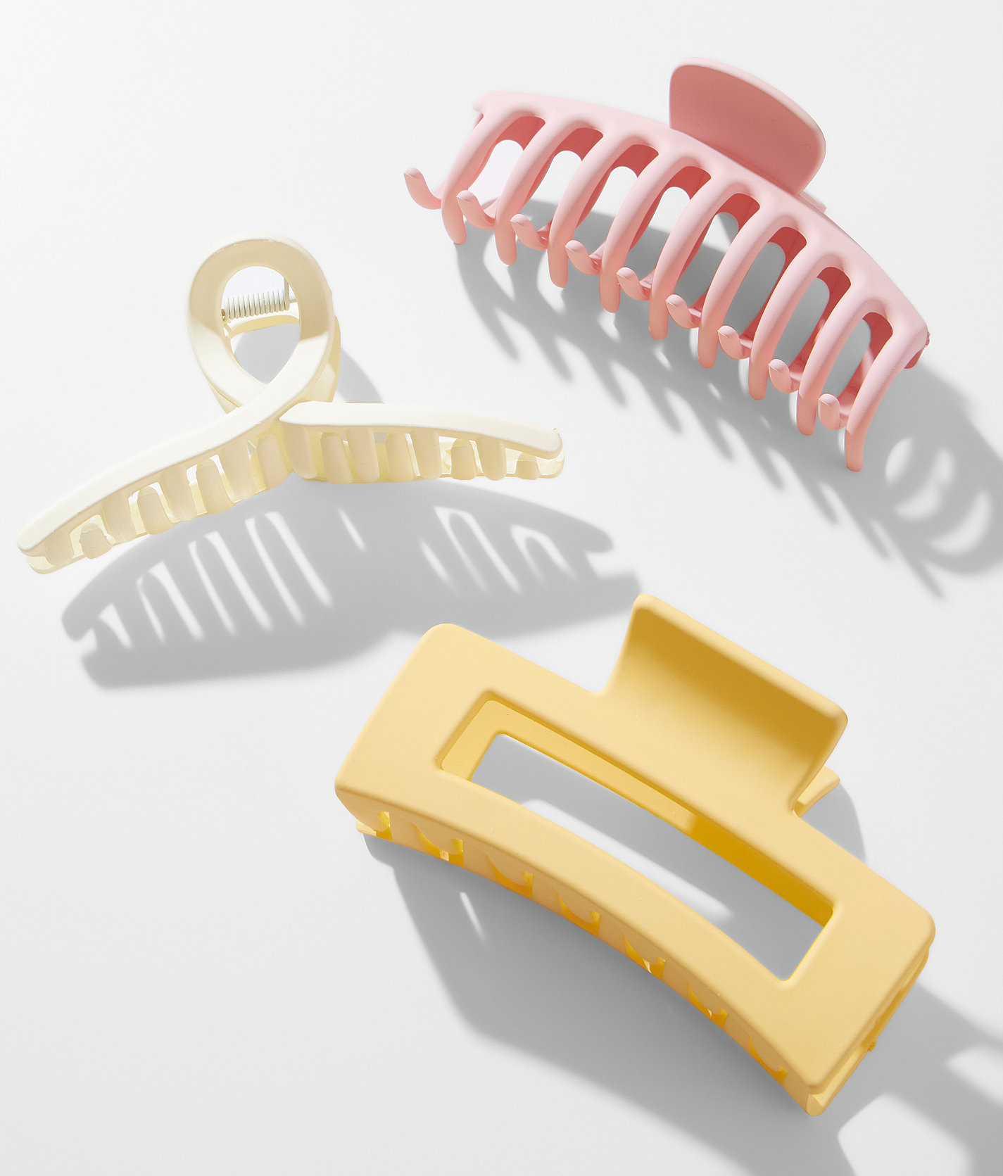 nOir™ 3 Pack Hair Claw Clips - Women's Hair Accessories in Assorted Multi