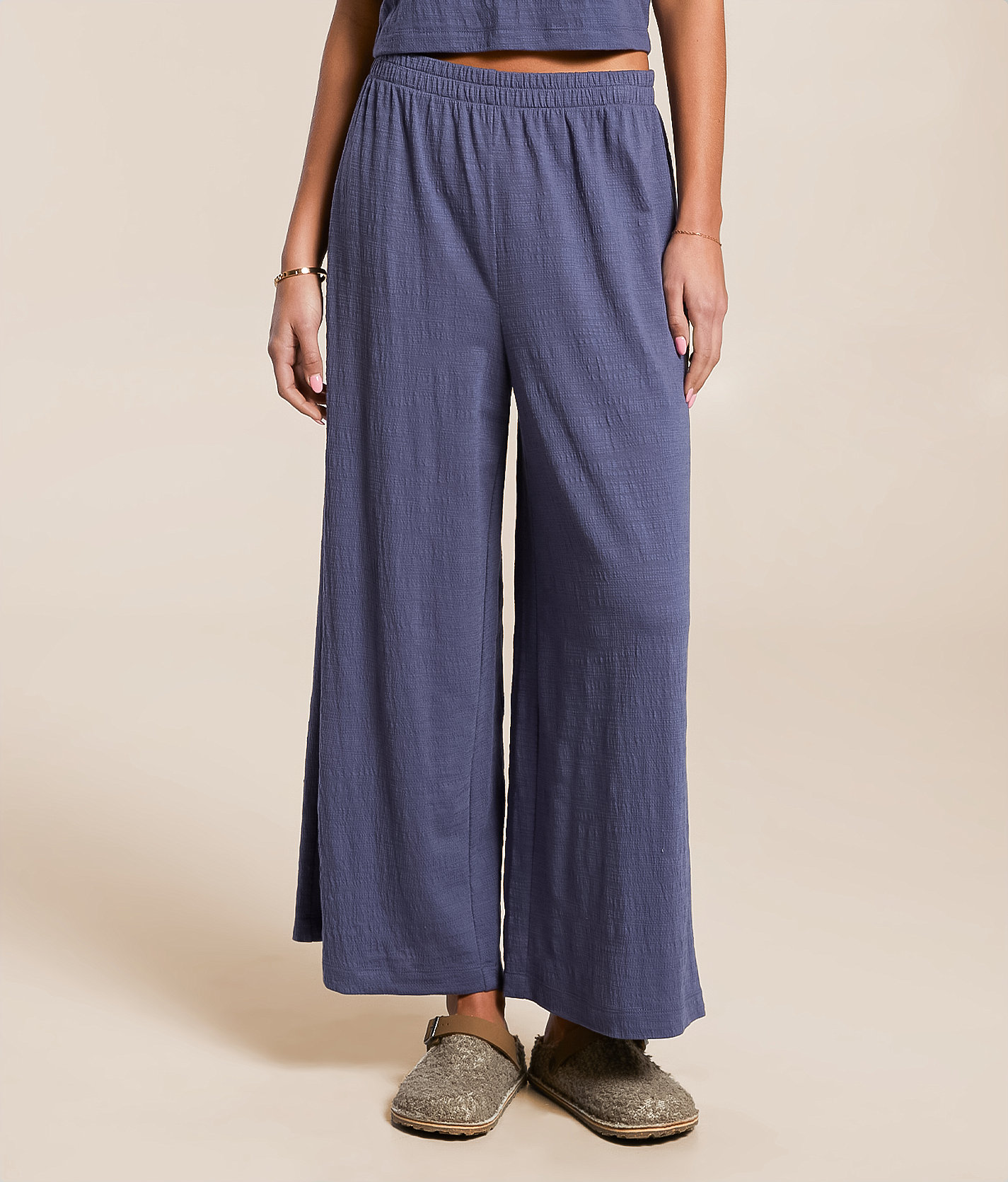 Z Supply Scout Wide Leg Cropped Pant - Women's Pants in Worn Blue