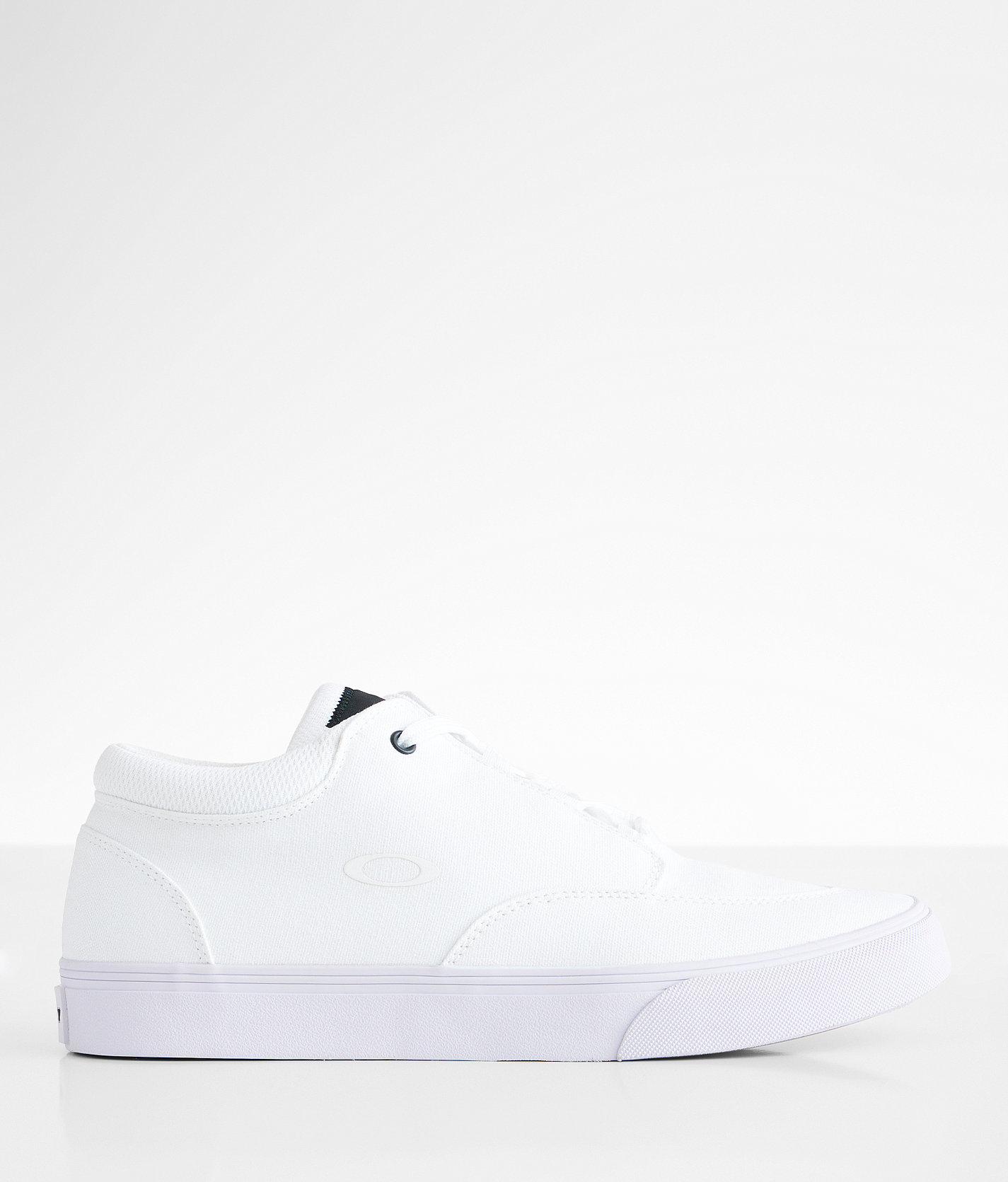 Oakley Banks Low Sneaker - Men's Shoes in White