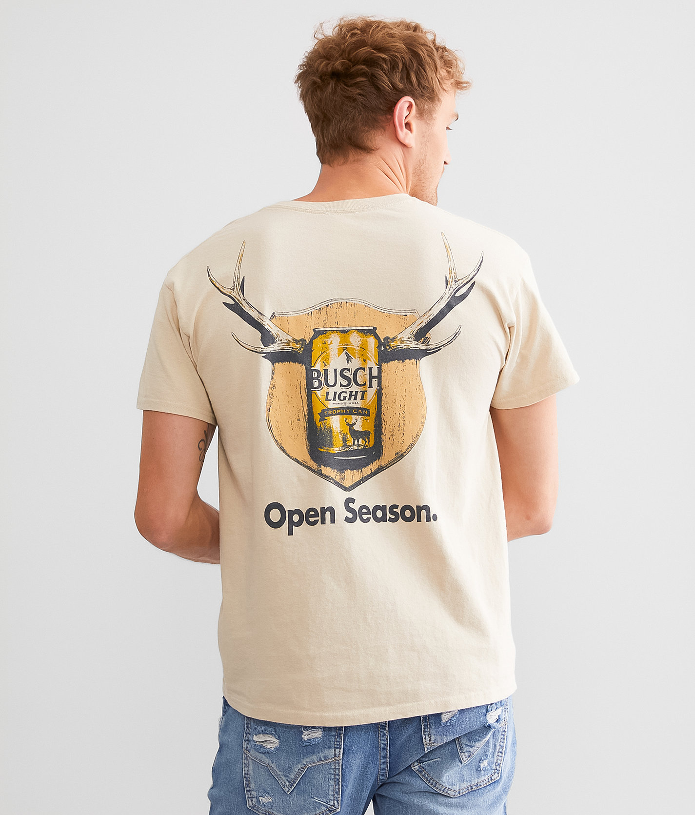Junkfood Busch Light ® Open Season T-Shirt - Men's T-Shirts in Sand