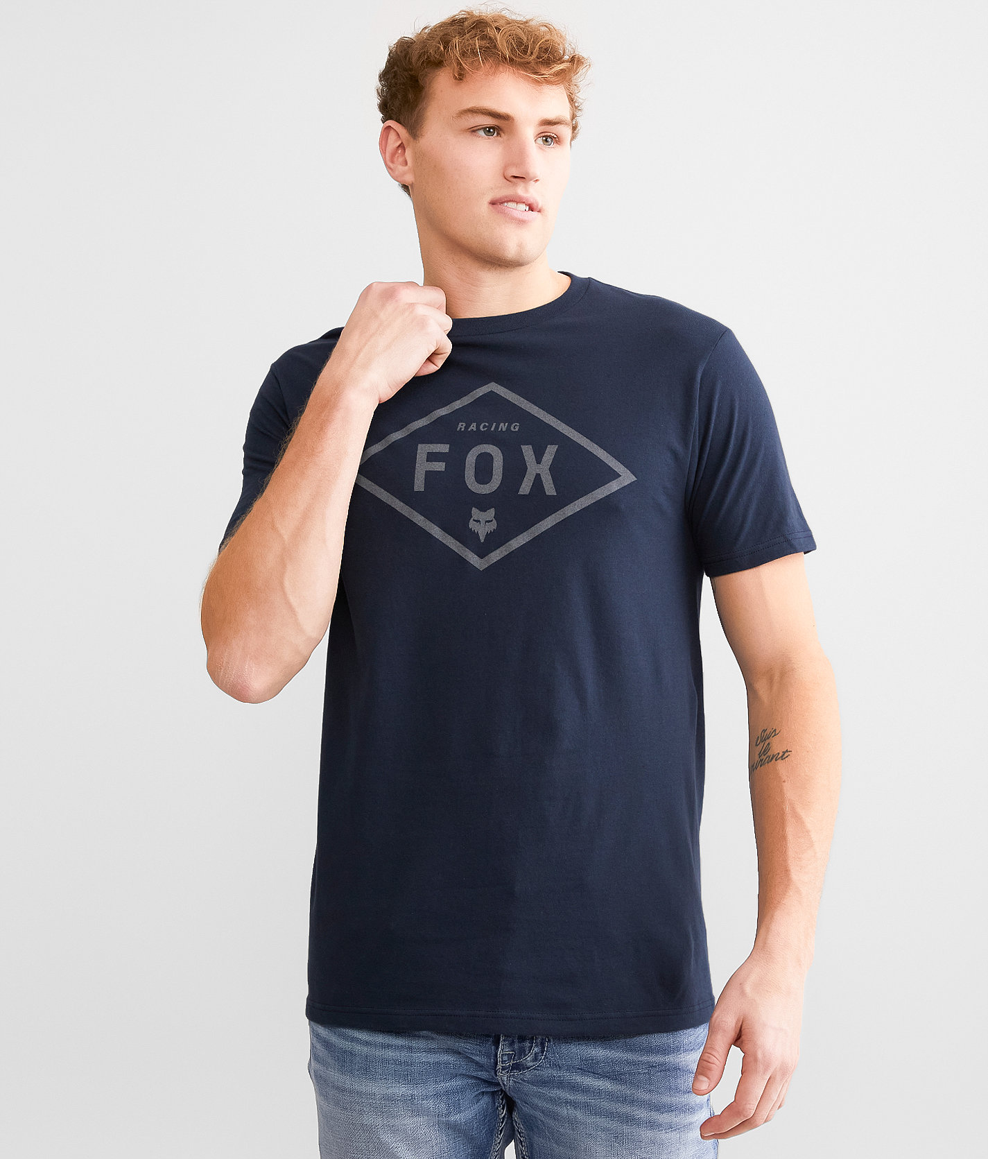 Fox Badge T-Shirt - Men's T-Shirts in Navy