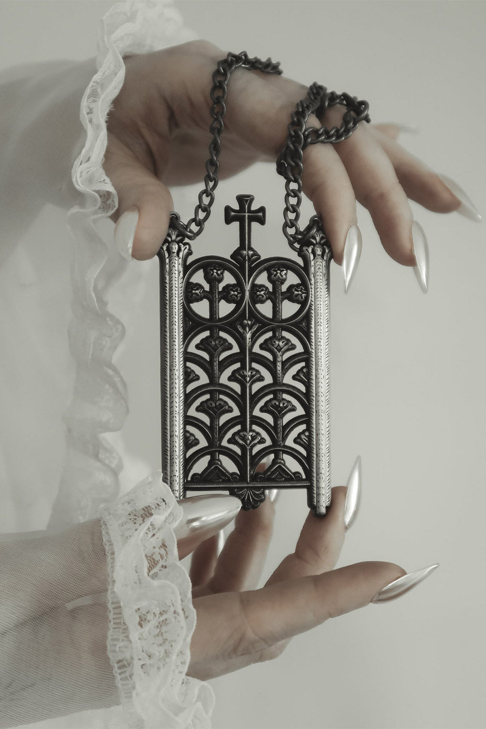 Rotunda Relic Necklace