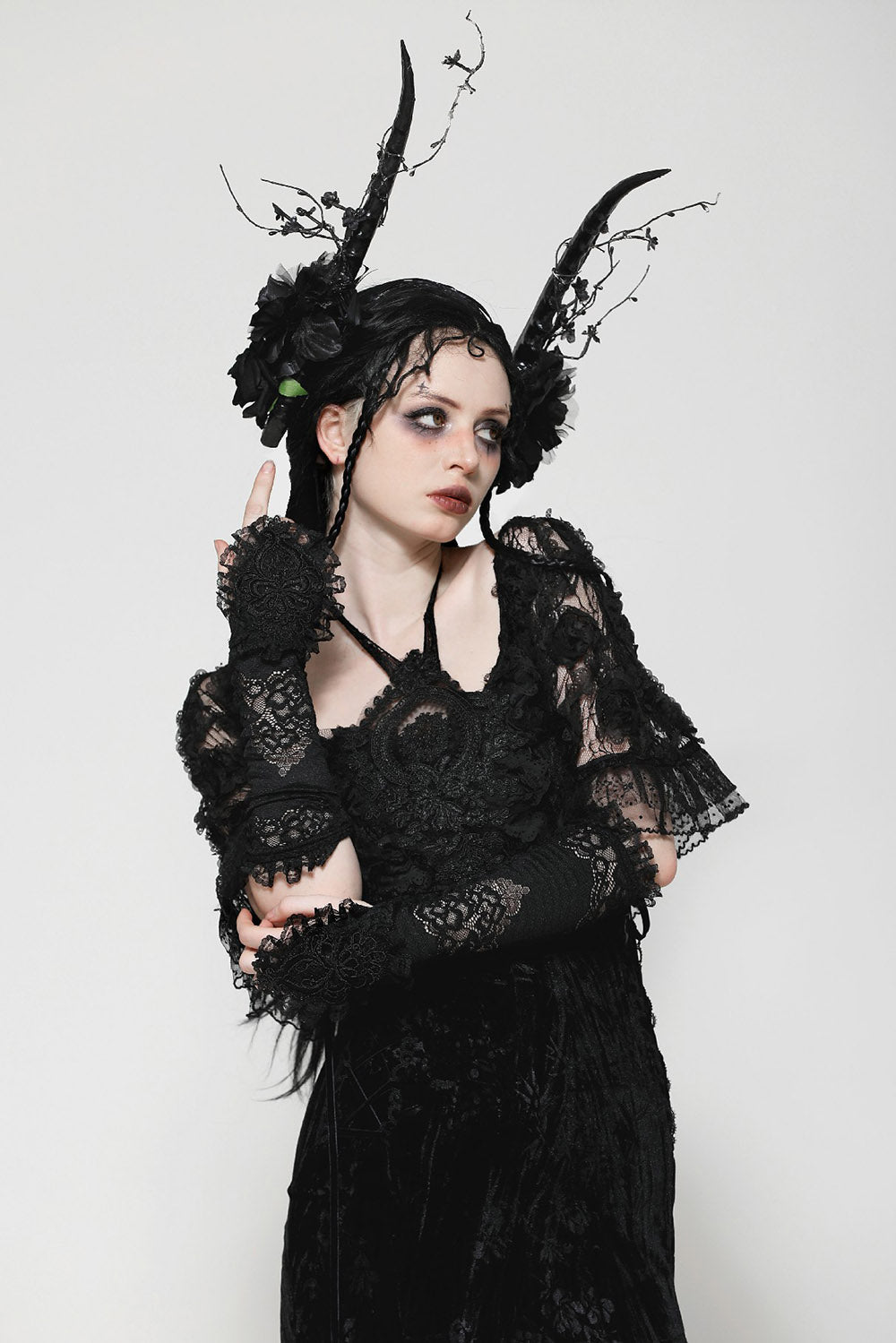 La Muerte Lace Gothic Gloves