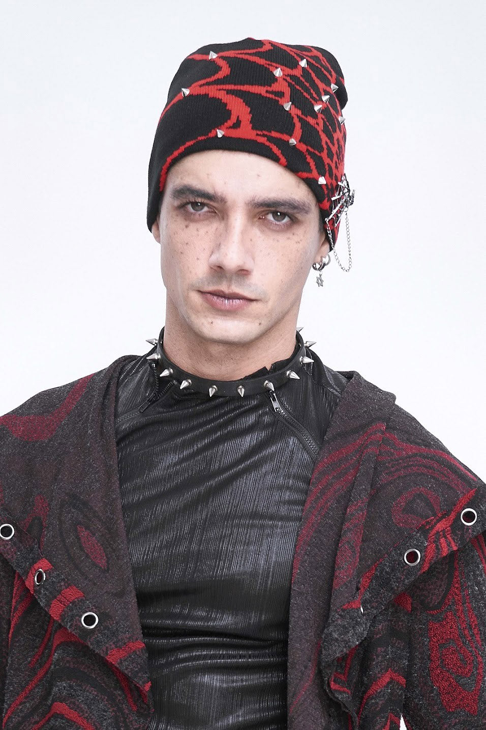 Spiked Spiderweb Beanie [RED/BLACK]